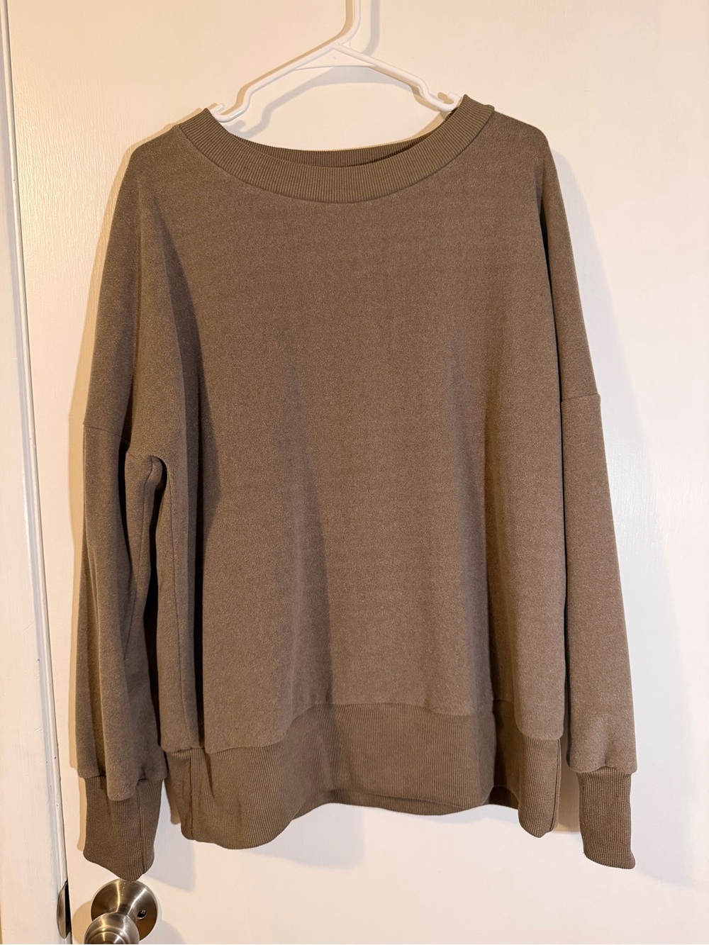 Women's Relaxed Crewneck Sweater - Taupe